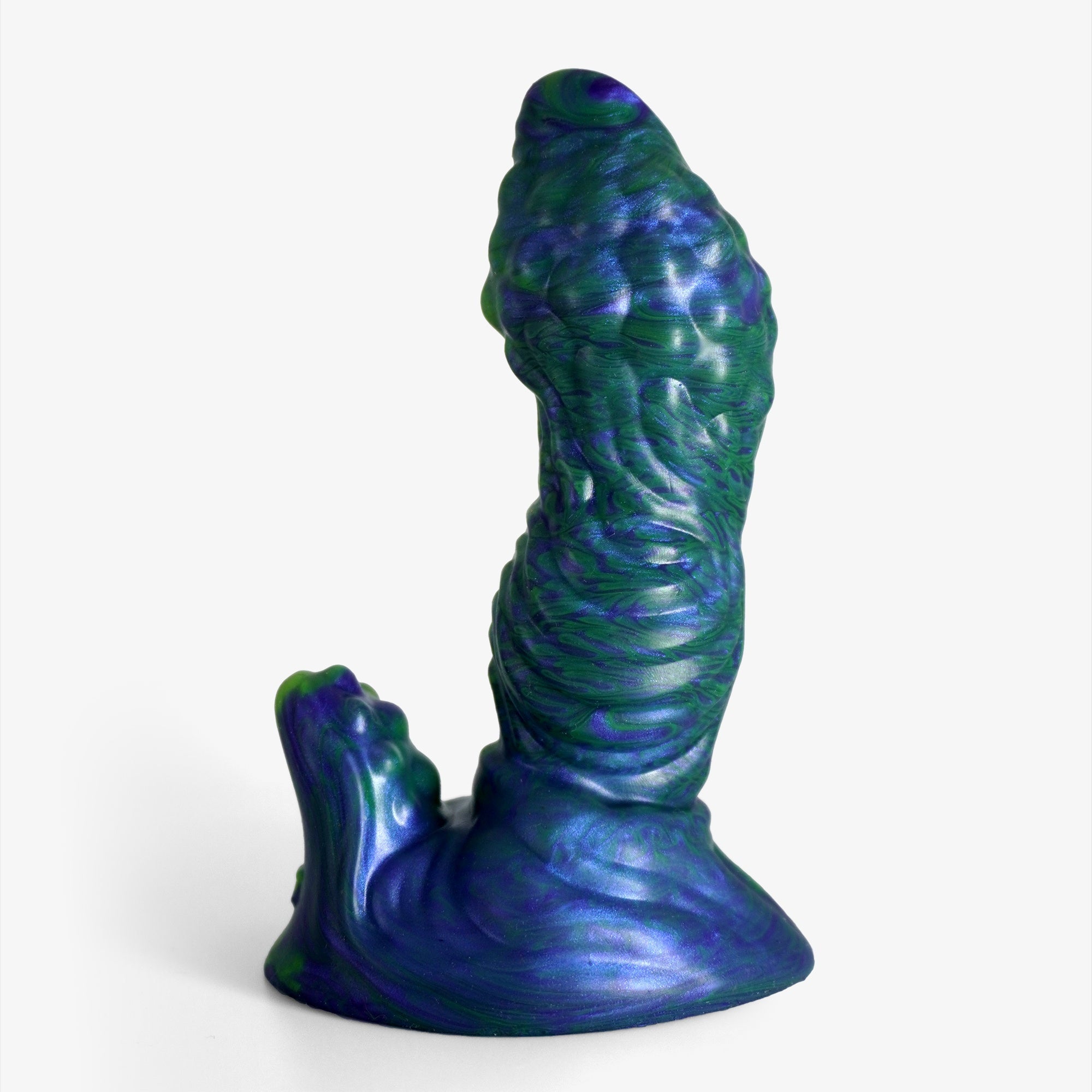 The geeyem dildo back.