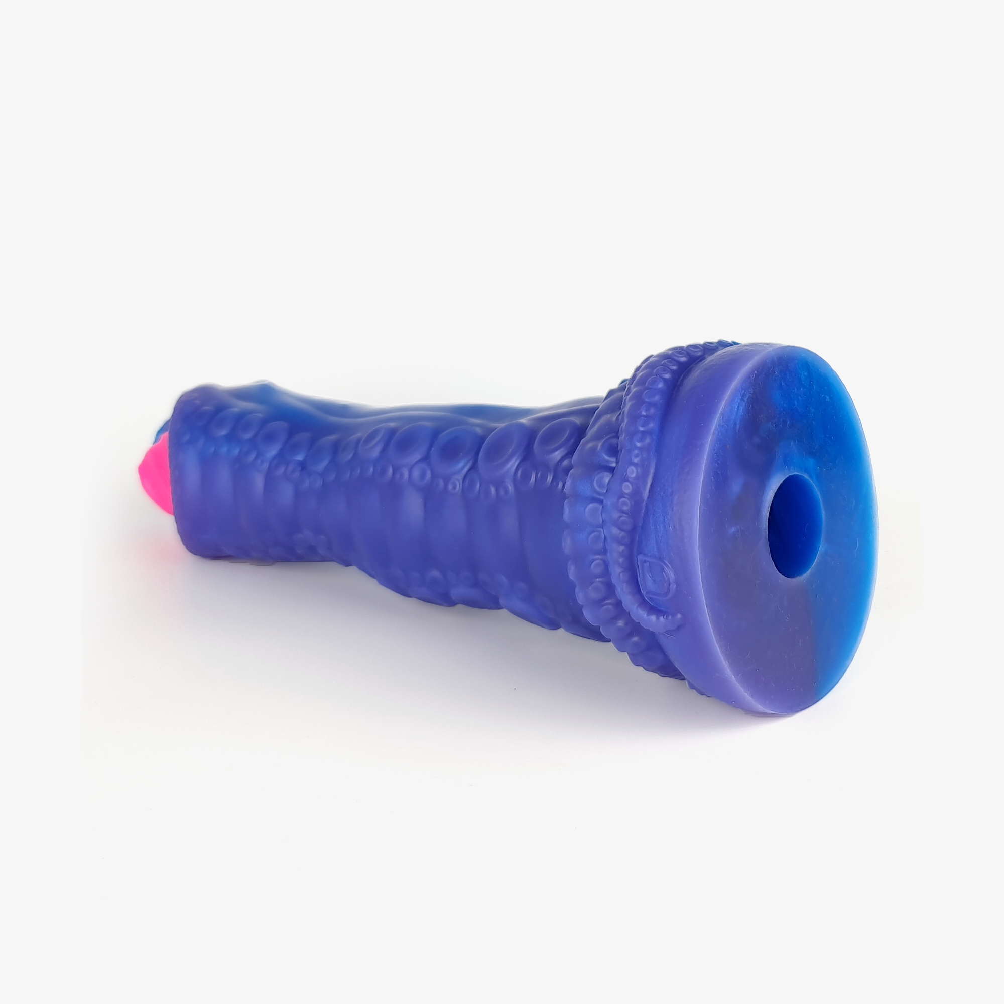 The tentacle ovipositor laying down.