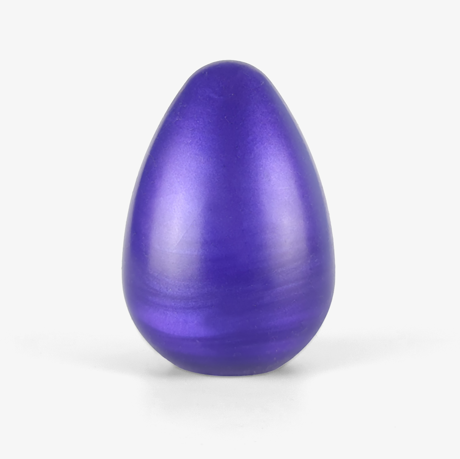 The egg (set of 3) ben wa balls & egg laying down.