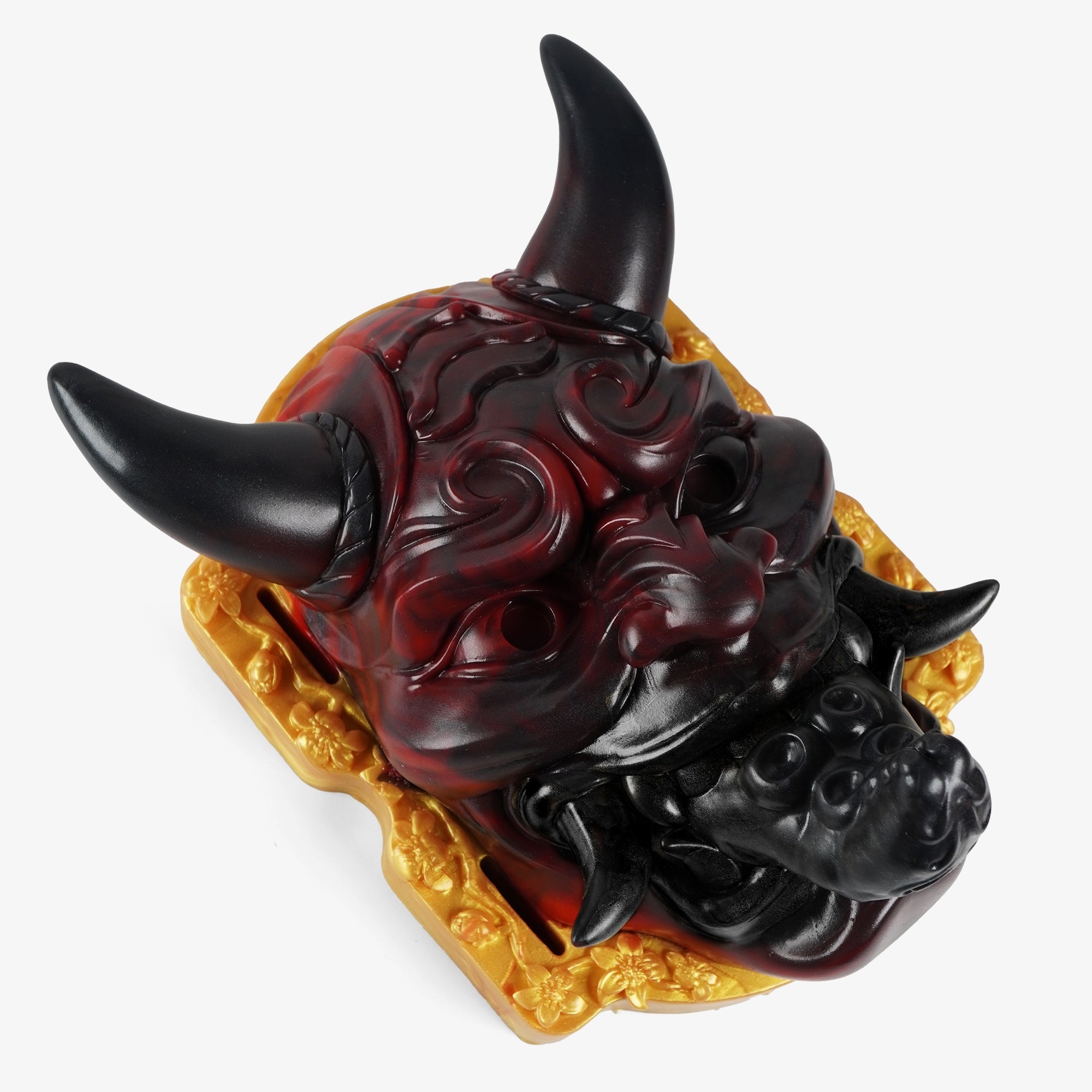 The oni grinder laying down.