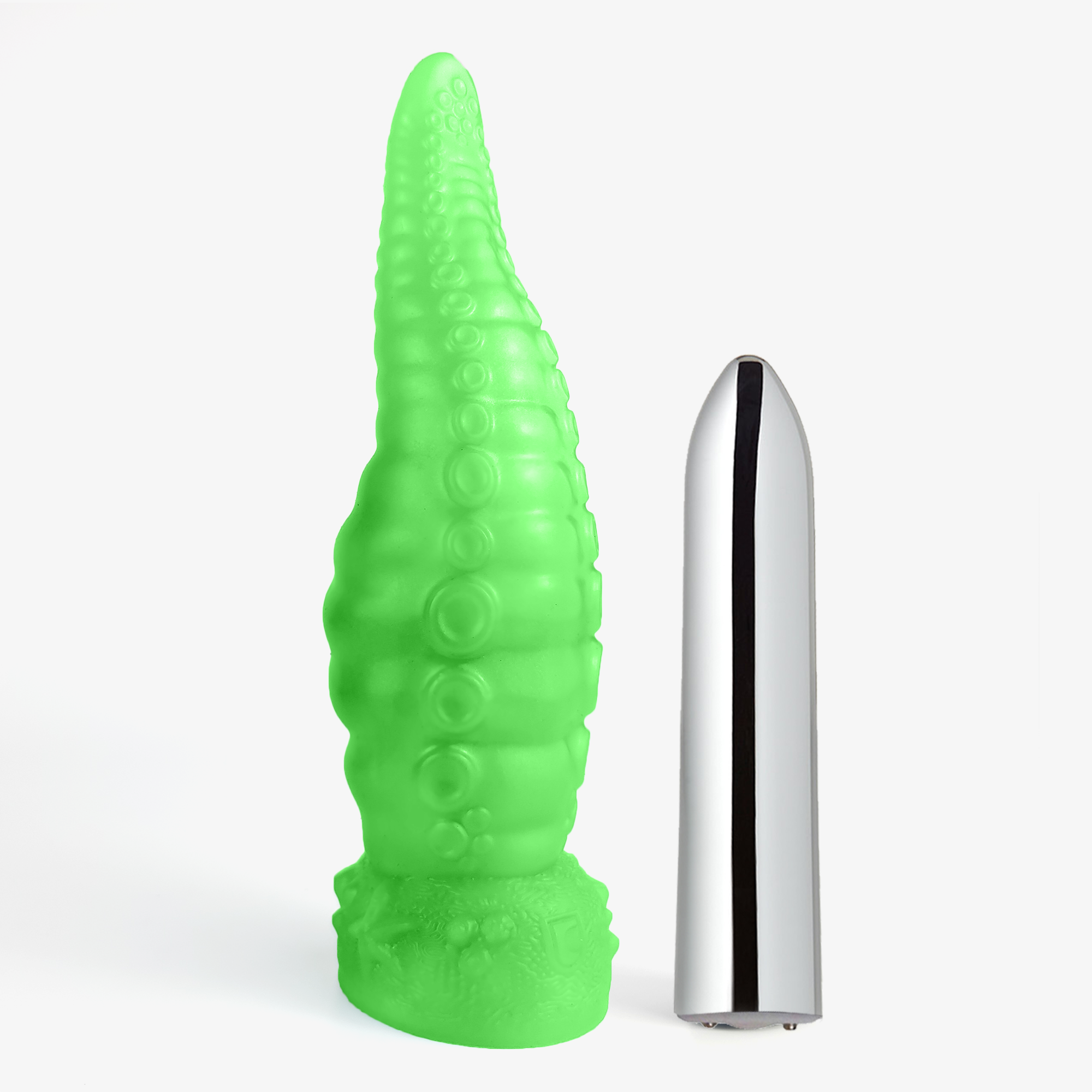 The tentacle: knot bullet sleeve front.