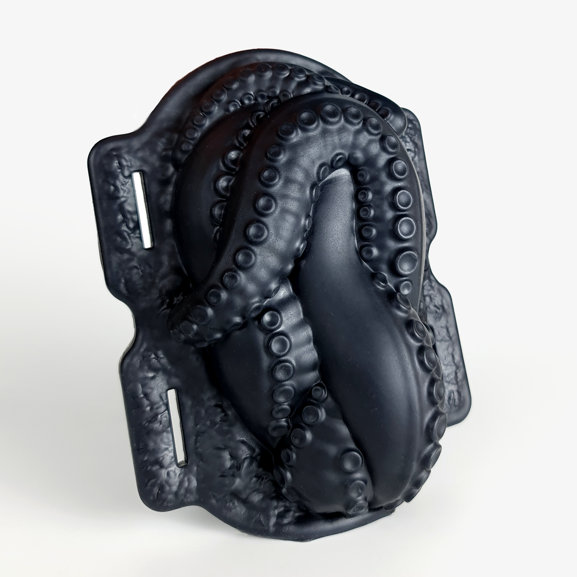 The tentacle grinder iii front angle.